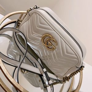 GG MARMONT SMALL SHOULDER BAG